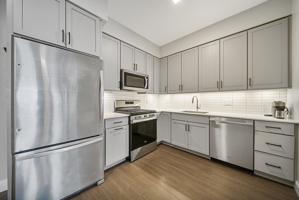 11 Walley St, East Boston