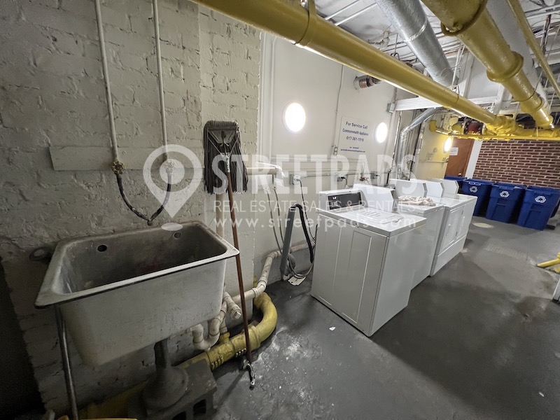 1315 Commonwealth Ave, Allston