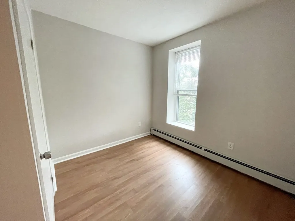 92 Hammond St, South End