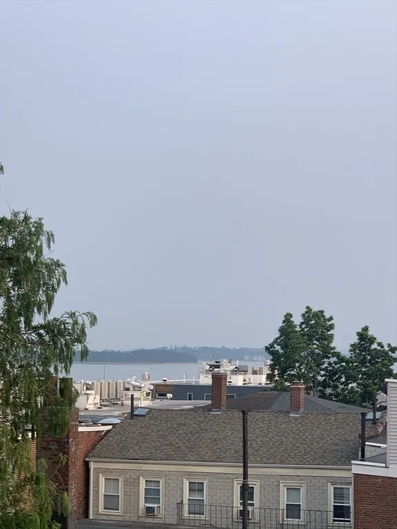 873 East 4th St, South Boston