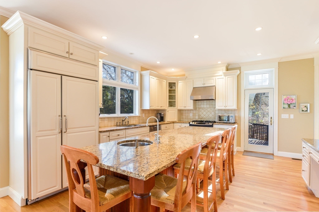 1 Puddingstone Ln, Acoaxet