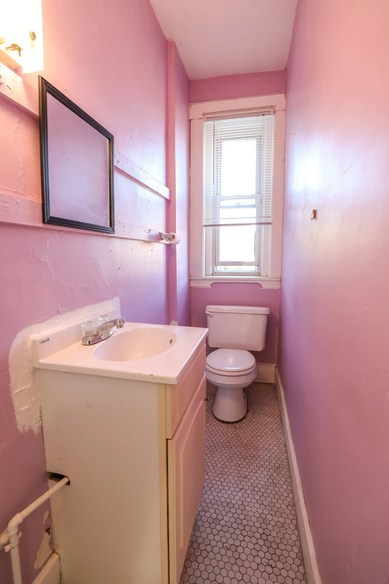 1705 Commonwealth Ave, Brighton