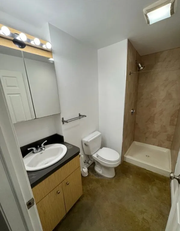 72 Frankfort St, East Boston