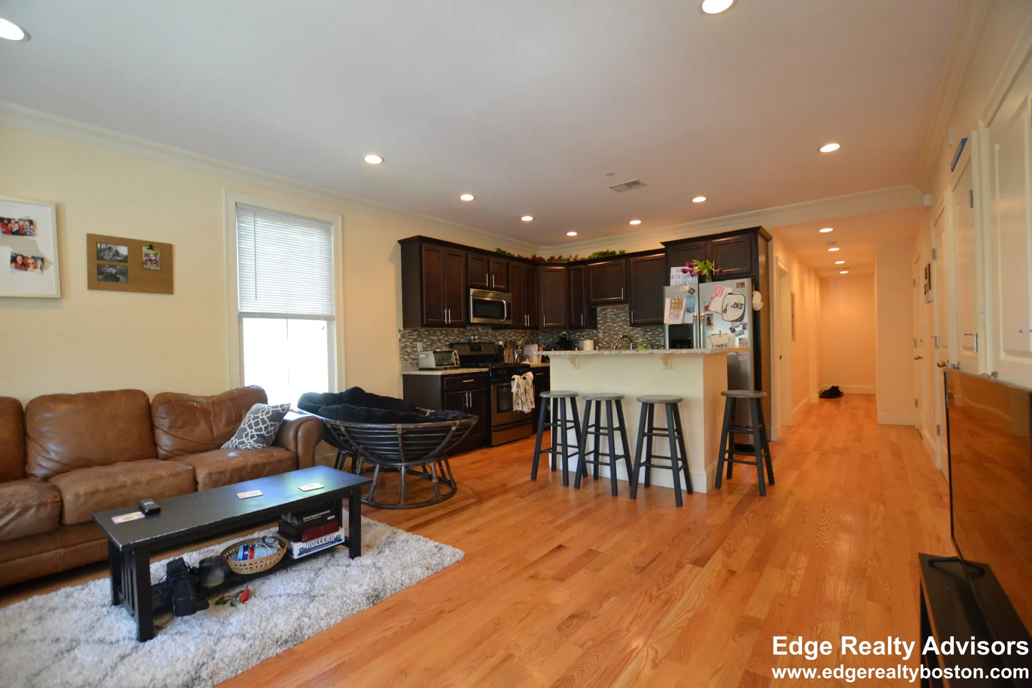 11 Sparhawk St, Oak Square