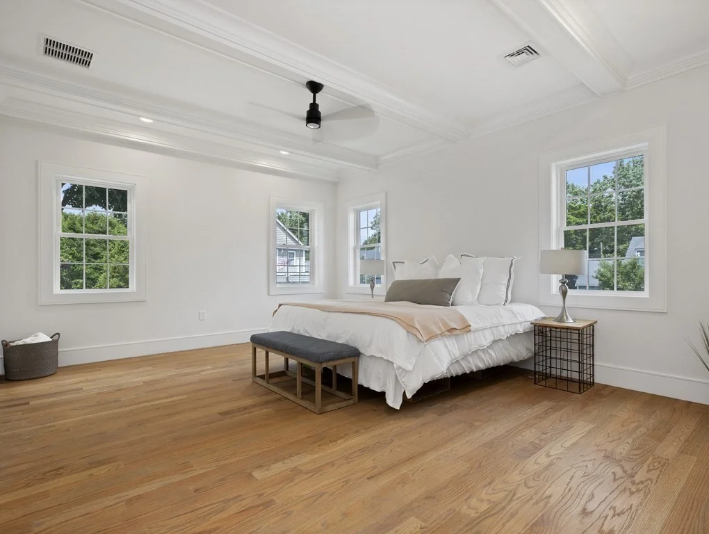 20 Manhattan Ter, West Newton