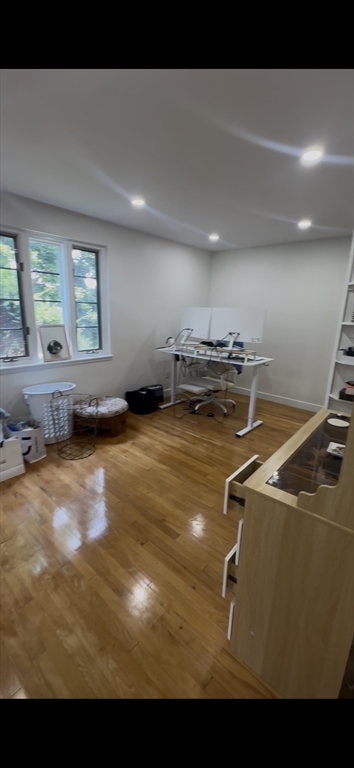 324 Lexington St, Watertown