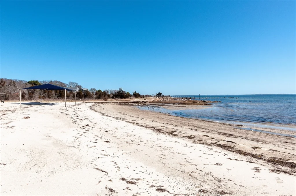 26 Mattakiset Rd, Antassawamock