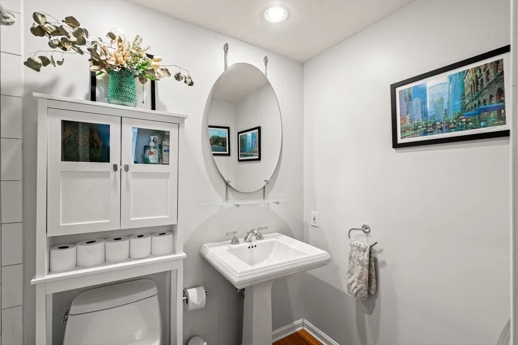 2 Clarendon St, South End