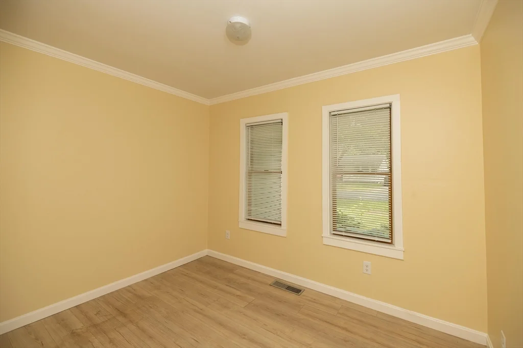 26 Steven Rd, Westborough