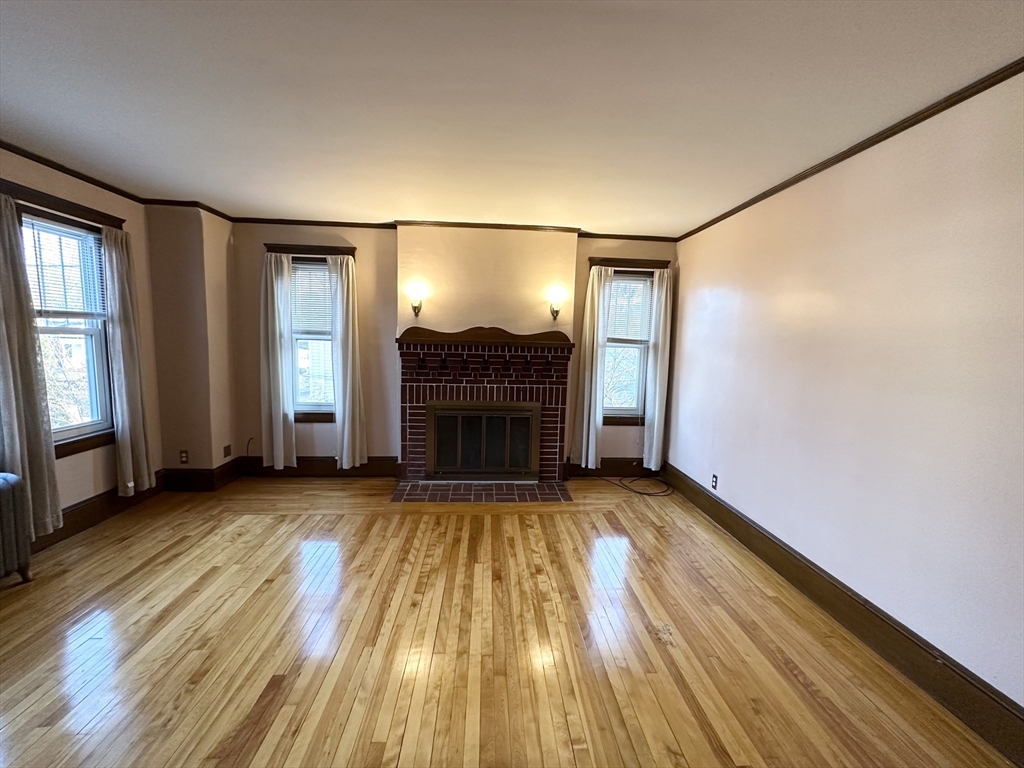 92 Everett St, South Lawrence