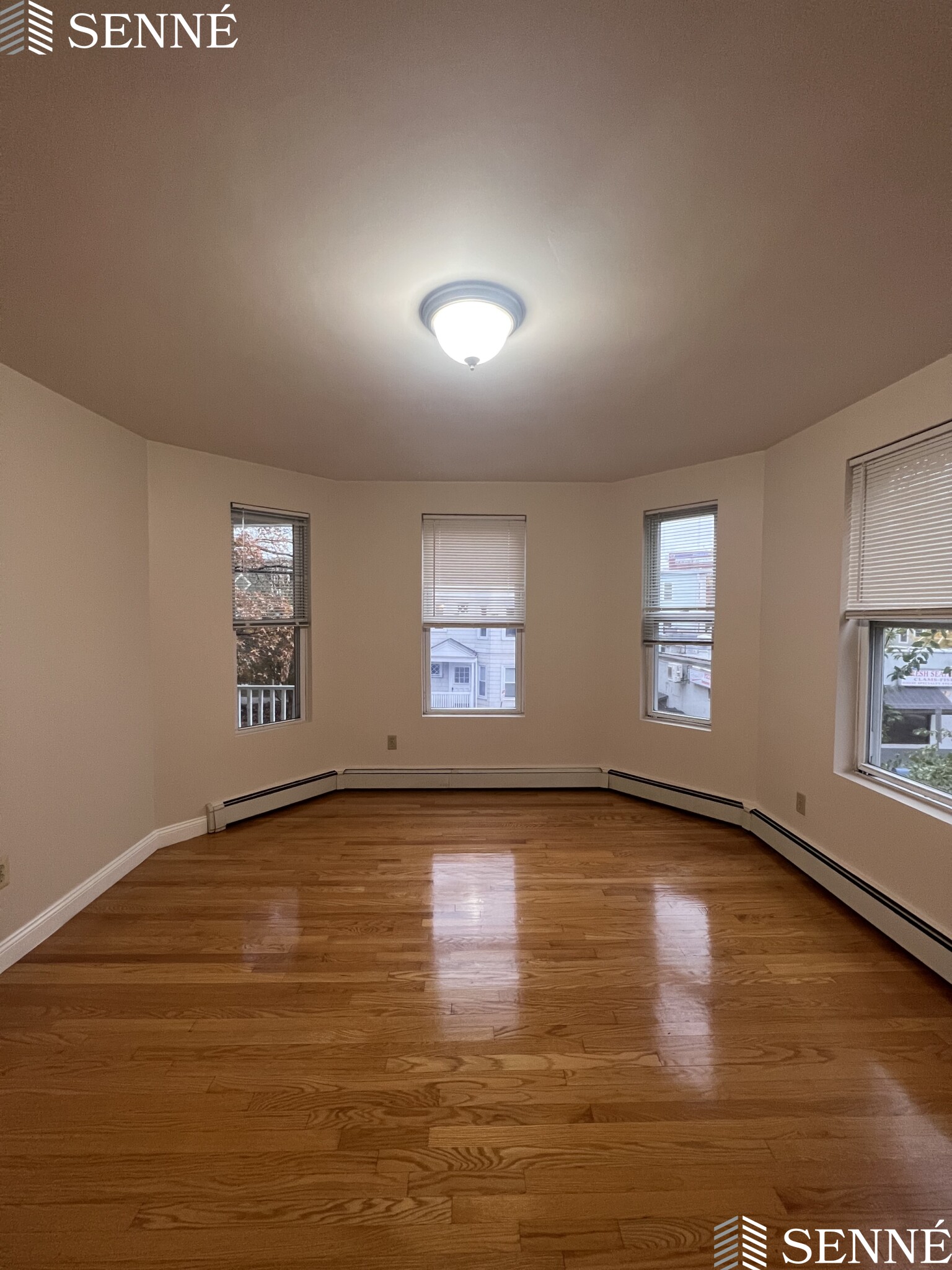 275 Putnam Ave, Riverside