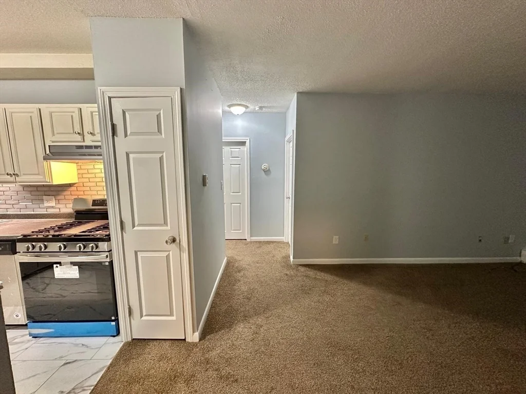 363 Hildreth, Lowell