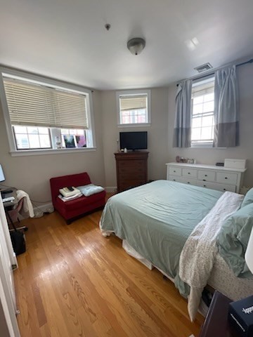 779 E 5th St, South Boston