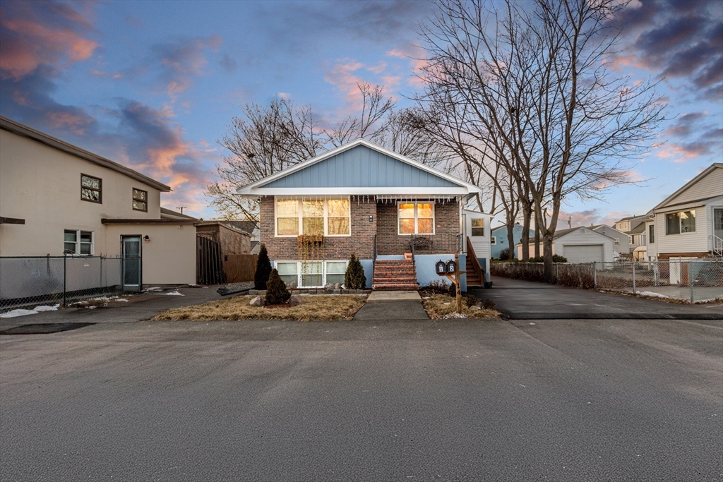 14 Newman St, Revere