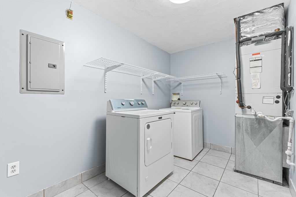 37 Munroe St, Somerville