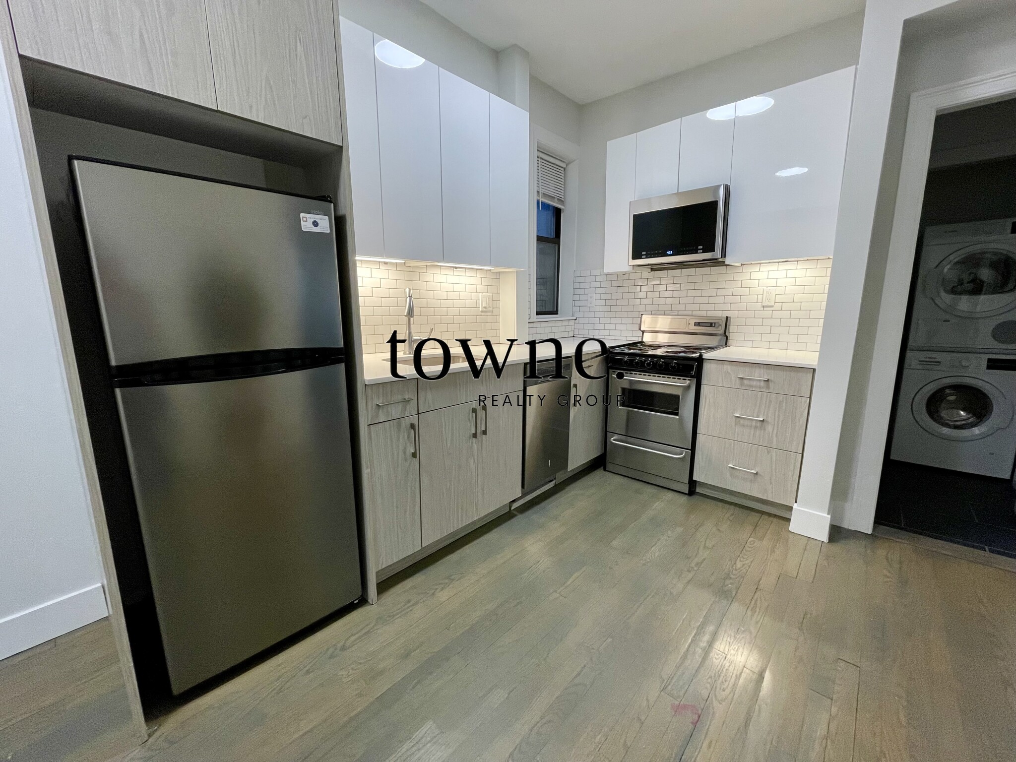 19 Peterborough St, Fenway