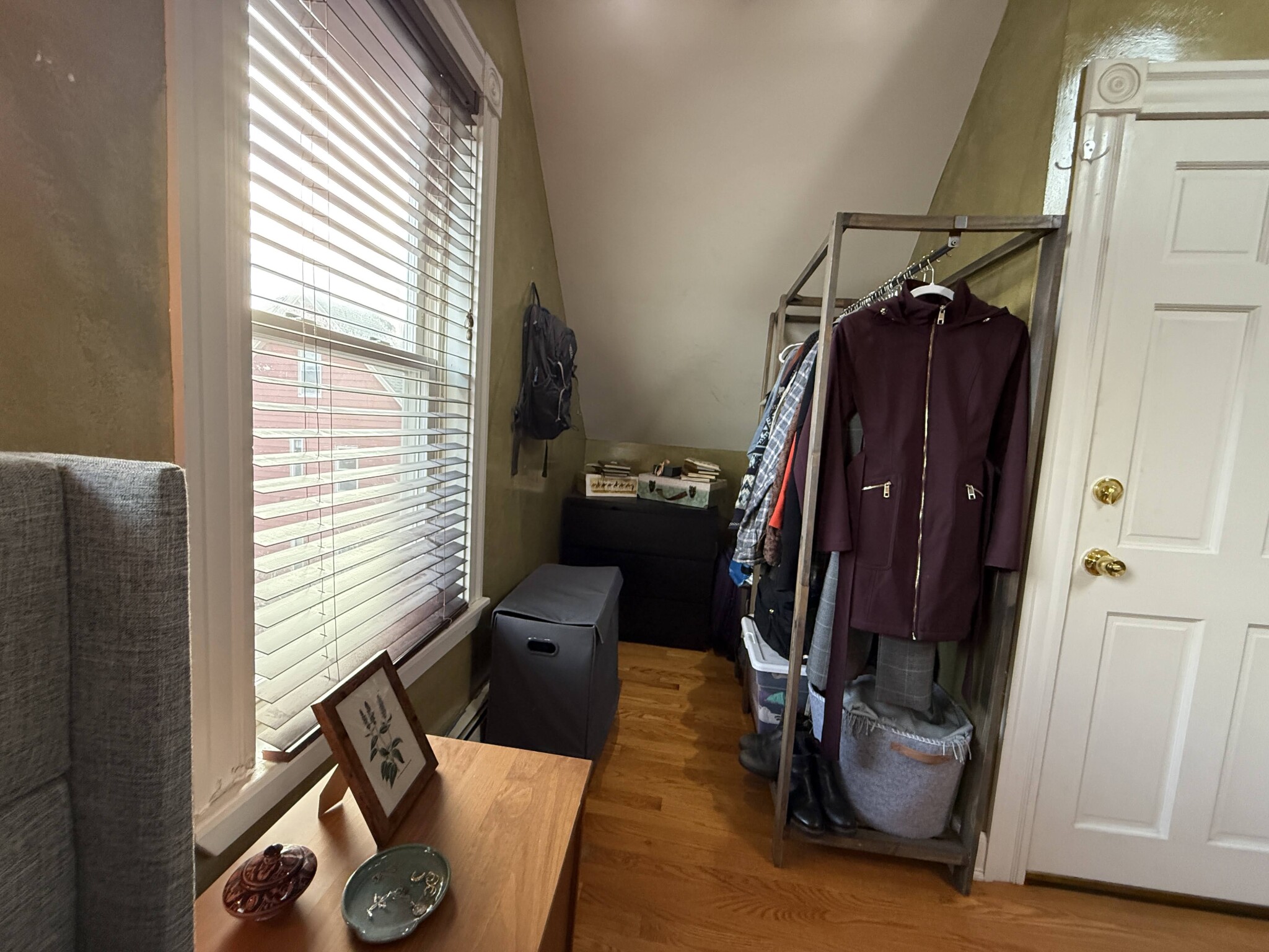 24 Ellington Rd, Powder House Square