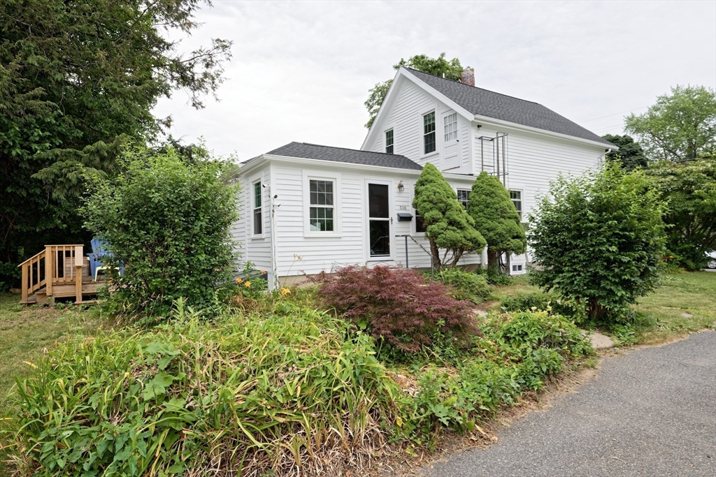 336 Bishop St, Framingham