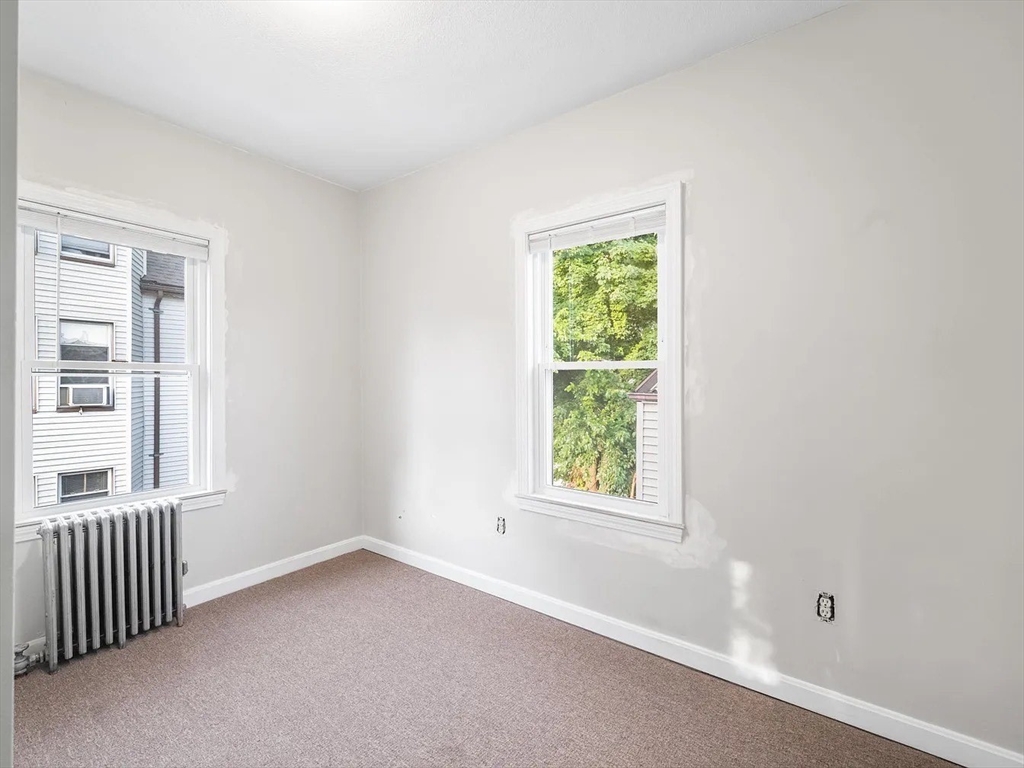 28 Hancock St, Medford