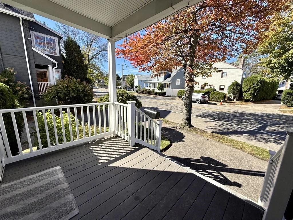 89 Grove St, Belmont