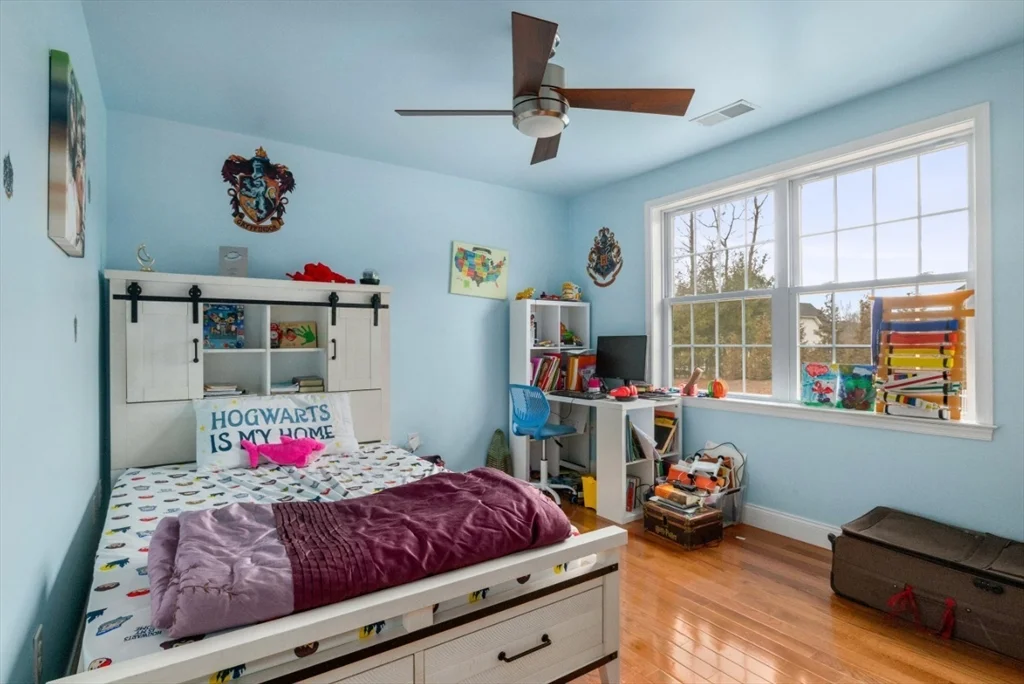 77 Hound Pack Cir, Walpole