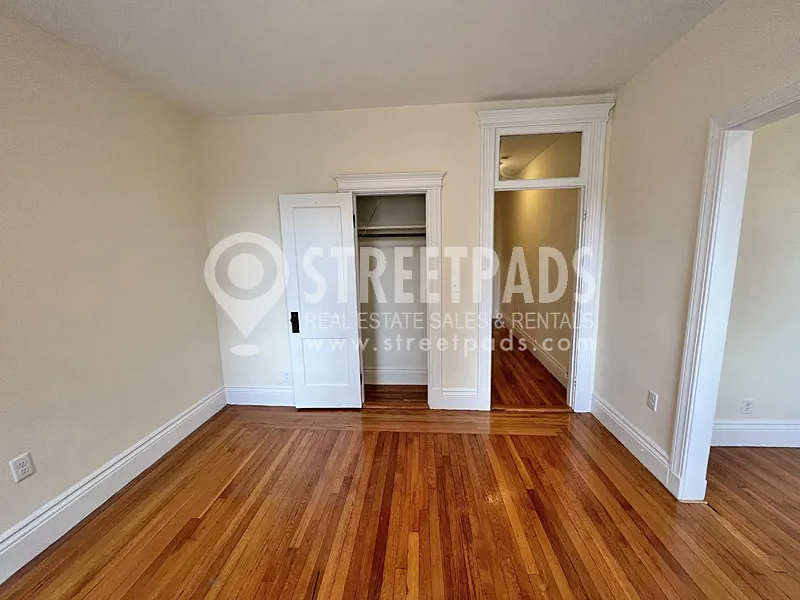 31 Park Dr, Fenway