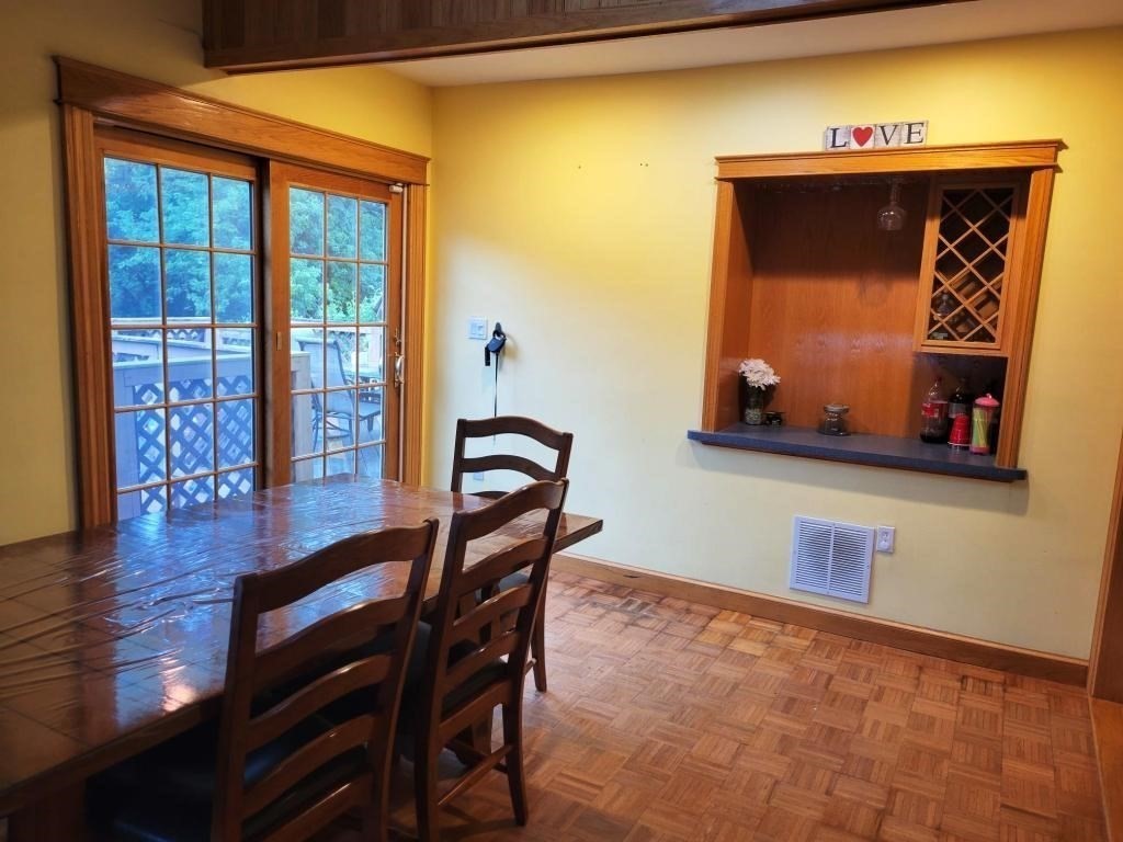 204 Massasoit Rd, Worcester