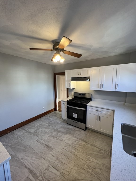 319 Alewife Brooke Pkwy, Teele Square