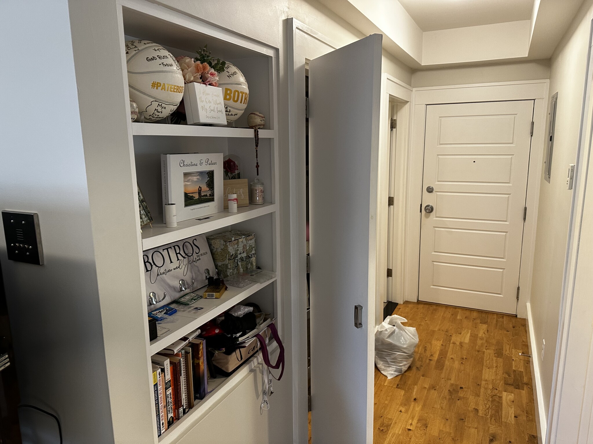 126 Charles St, East Cambridge