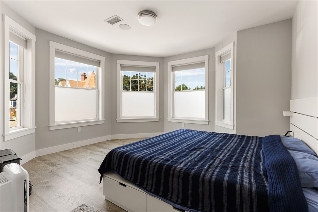 176 Humboldt Ave, Roxbury