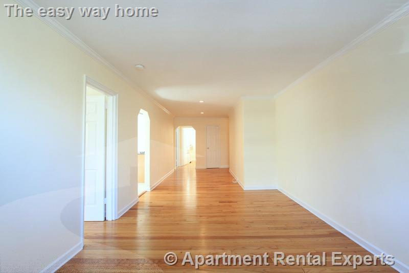 60 Brattle St, Harvard Square