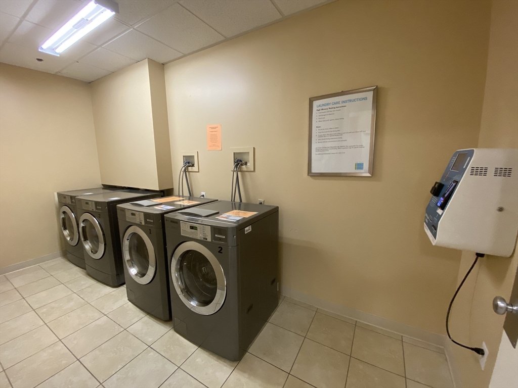 327 Centre St, Jamaica Plain