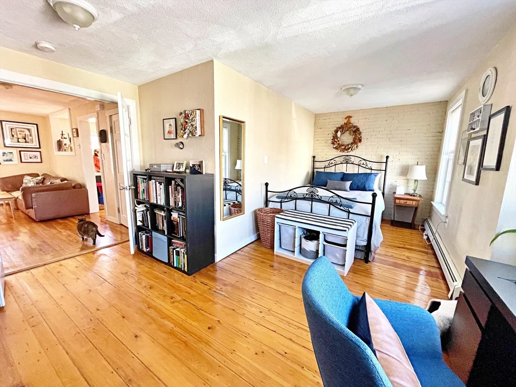 307 Sumner St, East Boston