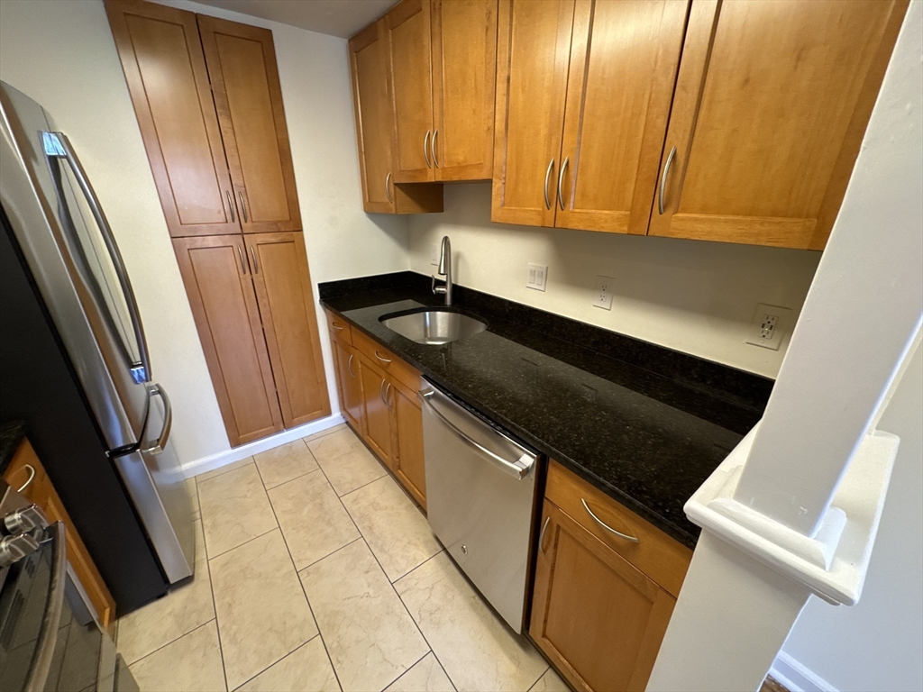 531 Vfw Pkwa, Chestnut Hill