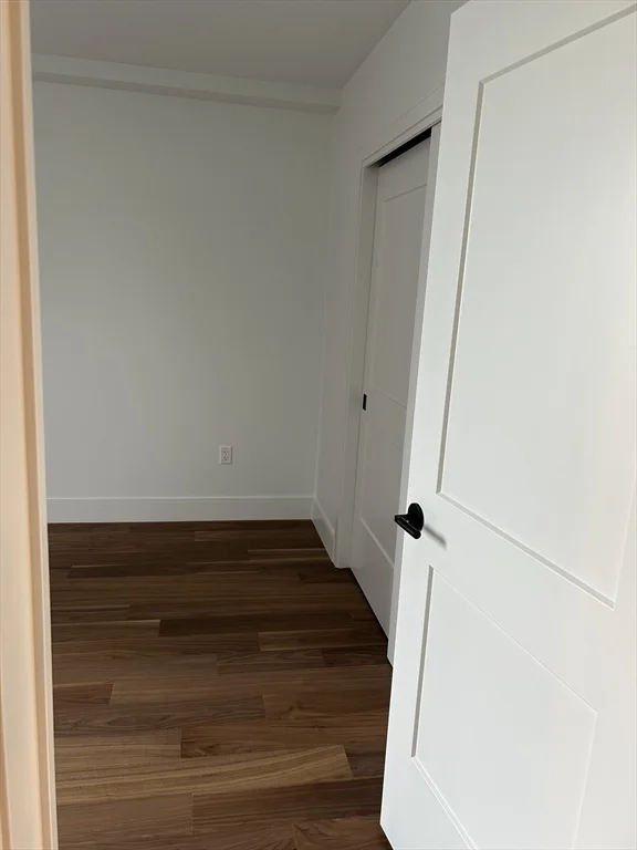 1515 Commonwealth, Brighton