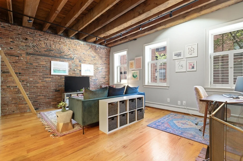 122 Fulton St, North End