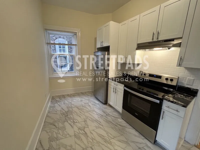 95 Mount Vernon St, Beacon Hill