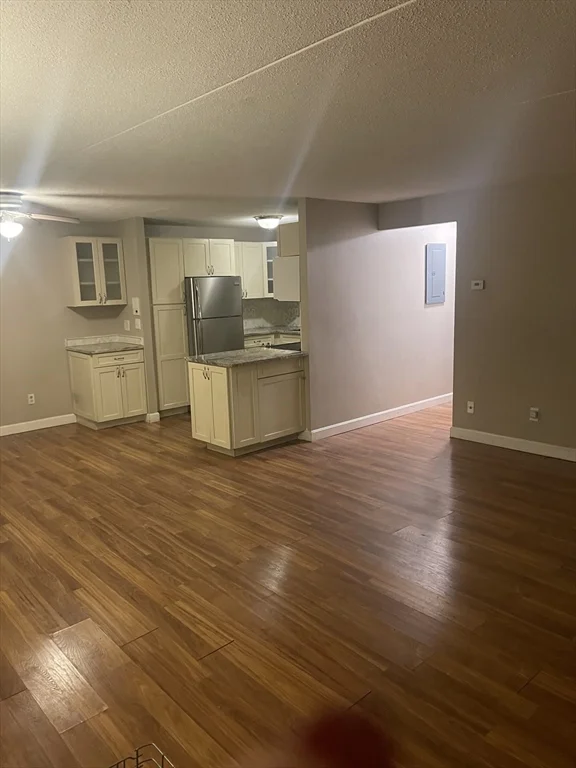 24 Madrid Sq, Brockton