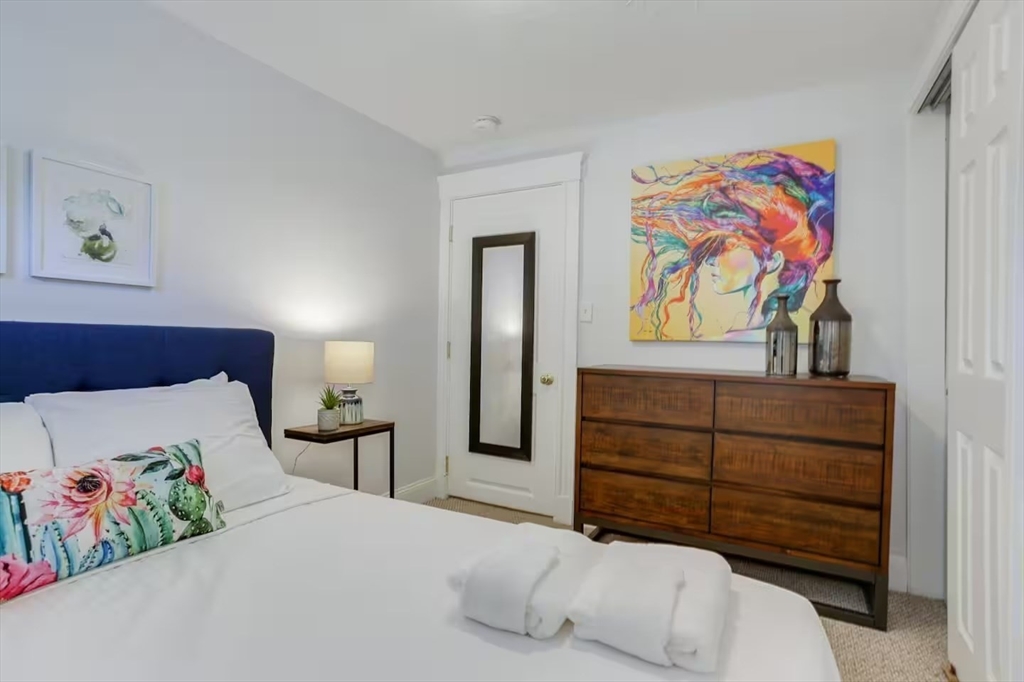 134 Newbury Ave, Quincy