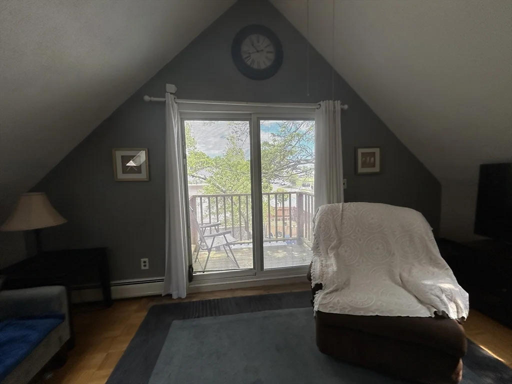 370 Main St, Winthrop