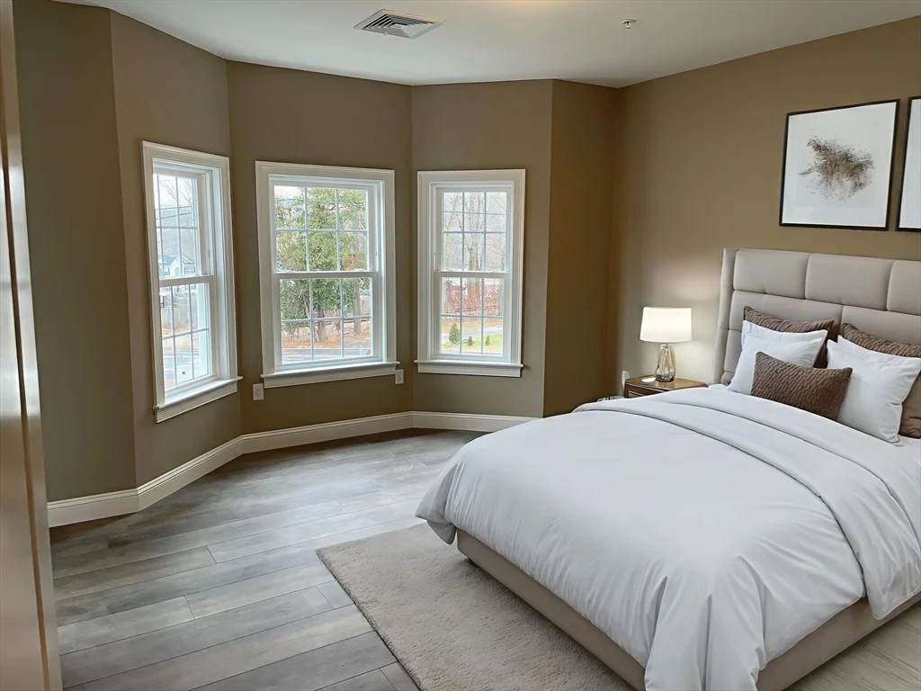 1 Brattle St, North Worcester