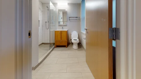 115 Mount Auburn St, Harvard Square