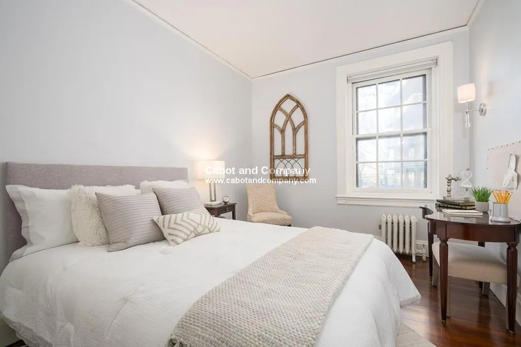 112 Pinckney St, Beacon Hill