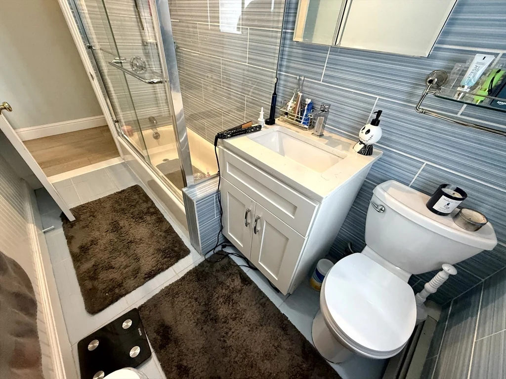 15 Putnam St, Watertown