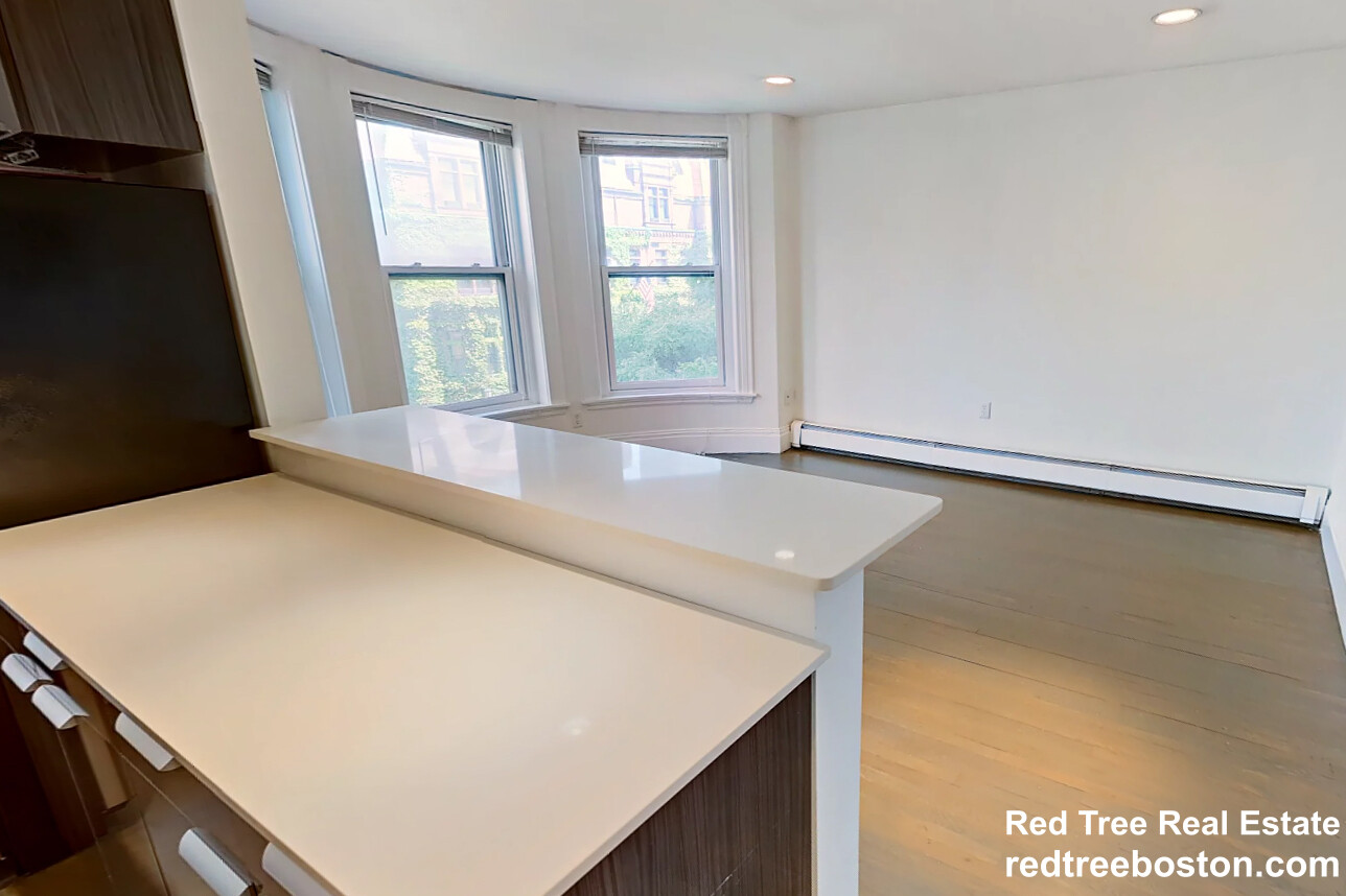 51 Massachusetts Ave, Back Bay