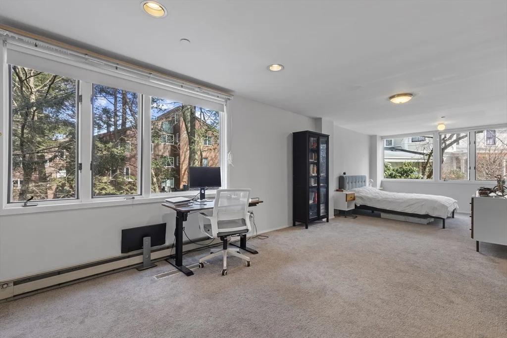 241 Perkins St, Jamaica Plain