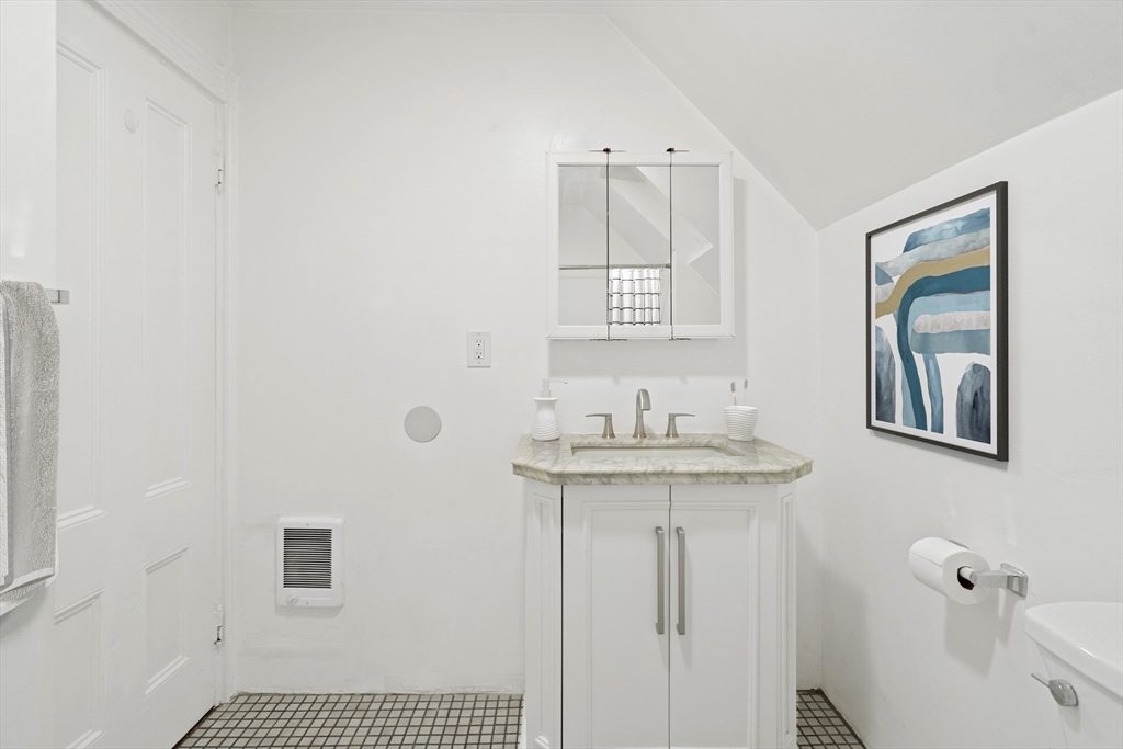 54 Msgr Patrick Lydon Way, Dorchester