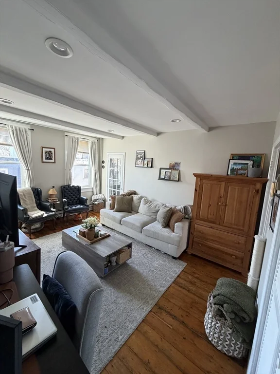 26 Mystic St, Charlestown