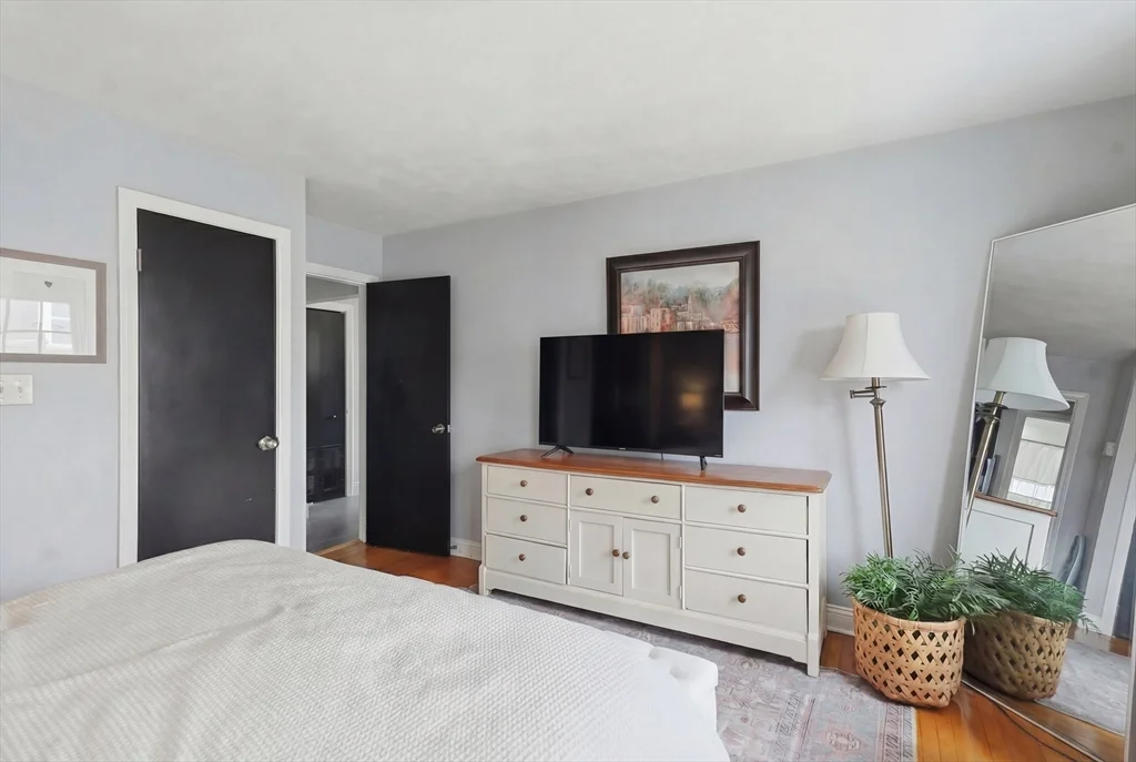 36 Washington St, Charlestown