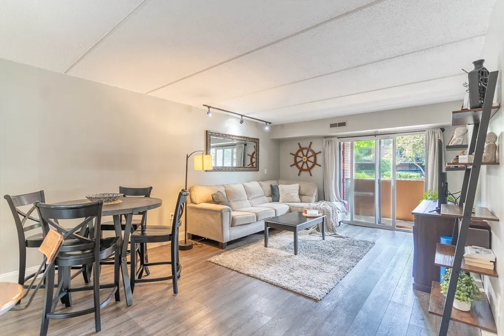 144 Marble, Stoneham